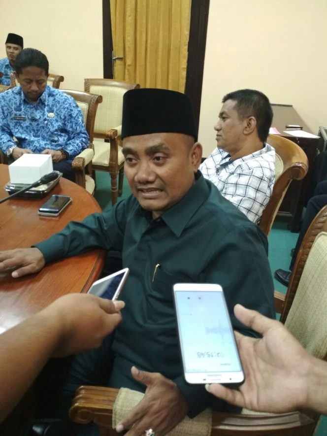 
Imam Ubaidillah Ketua DPRD Sampang