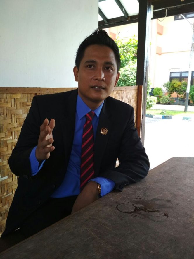 
Samsuddin salah satu anggota DPRD Sampang