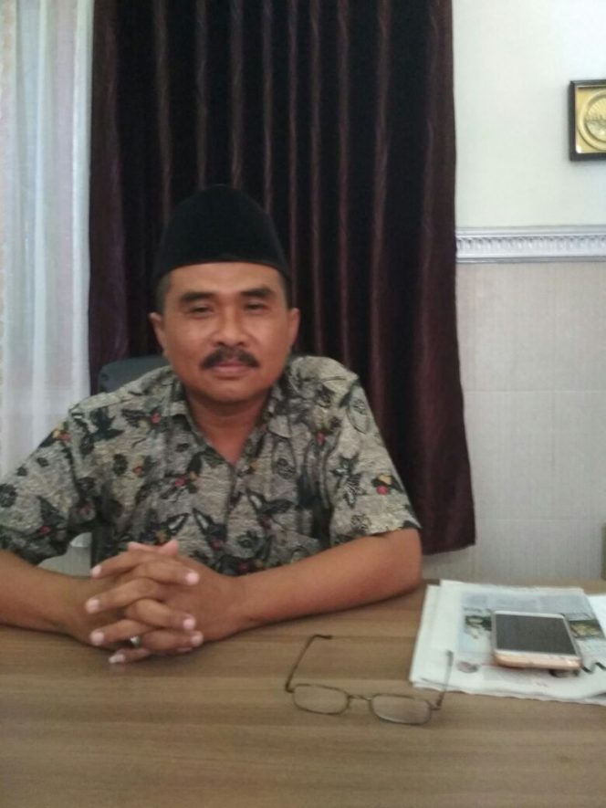 
Juhari Ketua Panwaslu Kabupaten Sampang