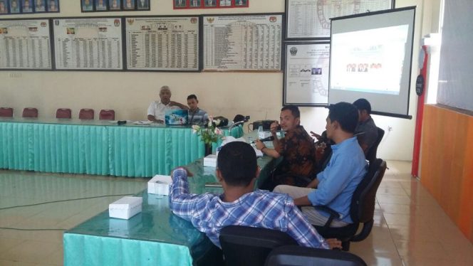 
Rapat koordinasi KPU Bangkalan bahas surat suara