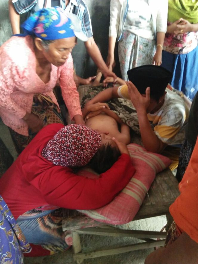 
Korban bocah tenggelam di Sampang