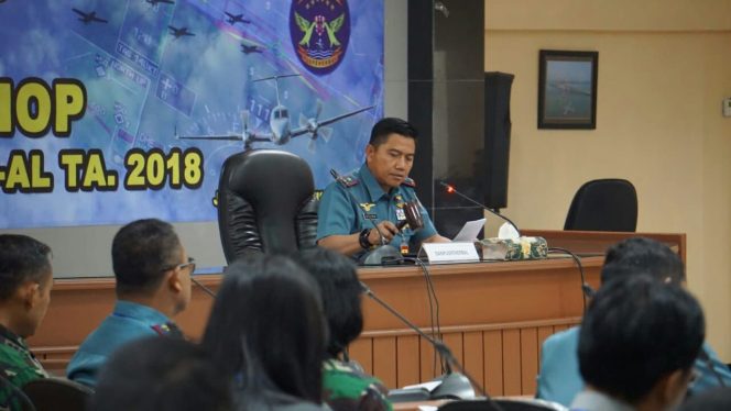
Komandan Puspenerbal, Laksamana Pertama TNI Dwika Tjahja Setiawan