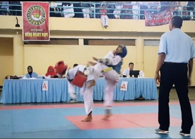 
Kejuaraan Taekwondo UPN Cup III 2018 di UPN Veteran Surabaya