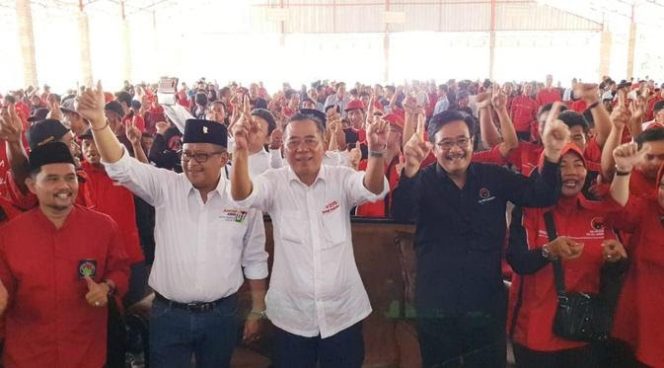 
Tokoh Banten Sebut Kemenangan Jokowi-Ma’ruf Soal Harga Diri Tanah Jawara.
