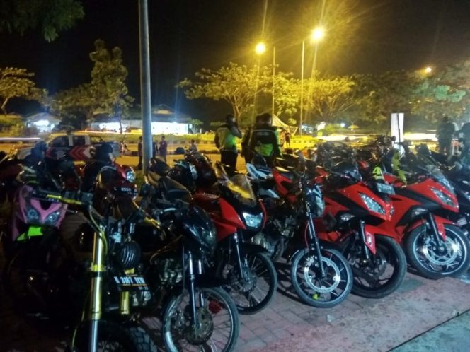 
Kawal Tahun Baru 2019, Polres Bangkalan Amankan 35 Sepeda Motor Brong