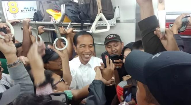 
TKD Yakini Gaya Merakyat Jokowi Bikin Kubu Sebelah Linglung