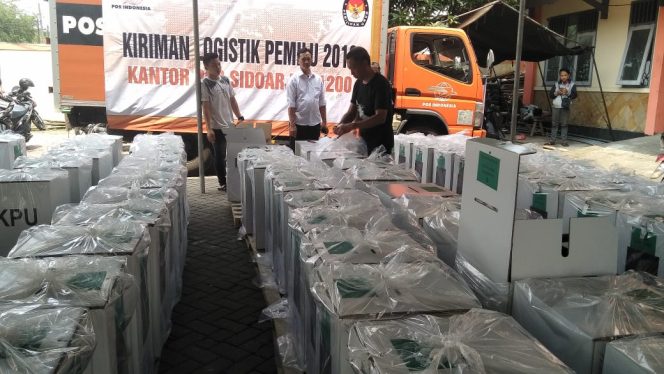 
KPU Sidoarjo Mulai Distribusikan Logistik ke Kecamatan