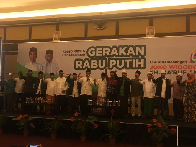 
Keluarga Besar Madin dan Santri se- Jatim Siap Menangkan Jokowi-Ma’ruf