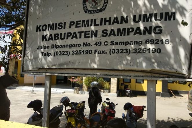 
KPU  Sampang Gantung Putusan Dugaan Kode Etik Penyelenggara