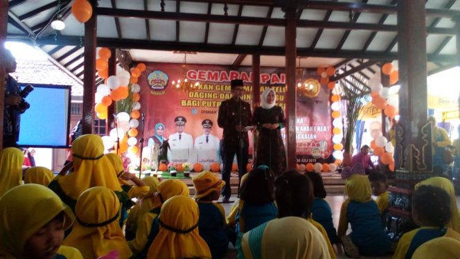 
Bupati Ra Latif Targetkan Kabupaten Bangkalan Dapat Predikat KLA Tahun Depan