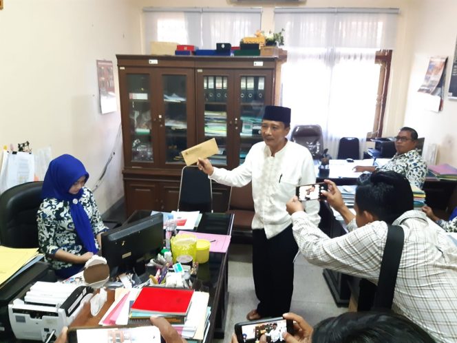 
Hosyan Muhammad Direkom PPP Jadi Wakil Ketua DPRD Bangkalan