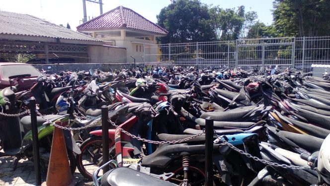 
Tak Kunjung Diurus, Begini Nasib Sepeda Motor yang Ditilang Polisi Bangkalan