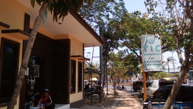 
Gedung TIC Paseban, Jadi Gambaran Muramnya Pariwisata Bangkalan