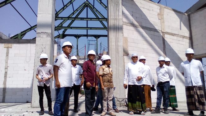 
Sidak Pembangunan Gedung Baru DPRD,  Suyitno : Sudah Melebihi Target