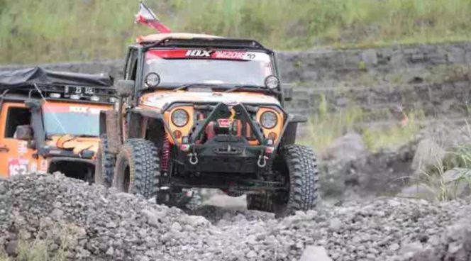 
Event Indonesia Offroad: 100 Jeep Menuju Gresik