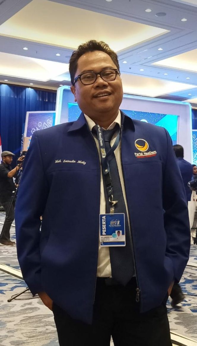 
Hasrat Kembali Nahkodai NasDem Sampang, Zainuddin Ogah Gantung Almamater