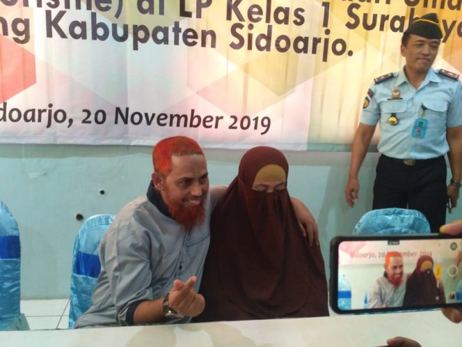 
Istri Terpidana Bom Bali Umar Patek Dapat Surat Keterangan WNI