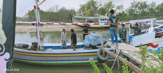
Pakai Pukat Harimau, Empat Nelayan Gresik Ditangkap di Perairan Arosbaya