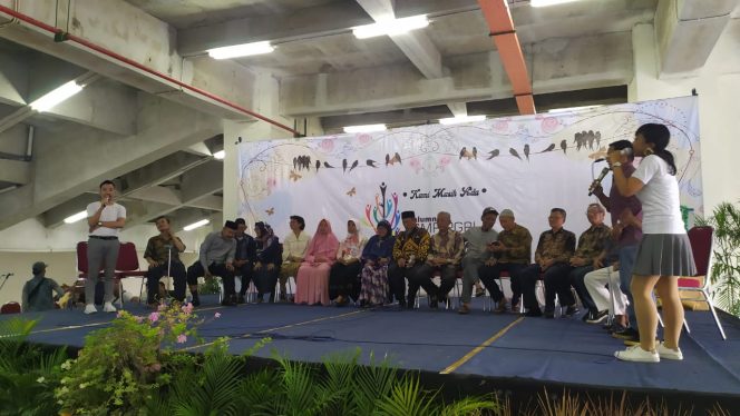 
Meski Sekolah Telah Tutup, Reuni Perdana Alumni  SMP 1 PGRI Gresik  Meriah