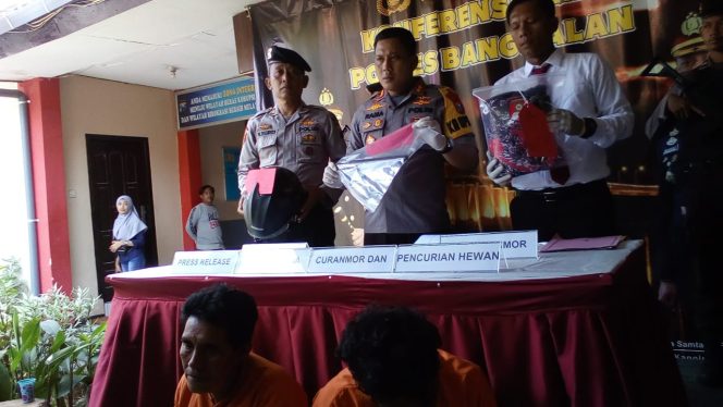 
Pulang Merantau, Dua Maling Sapi dan Motor Didor Polisi Bangkalan