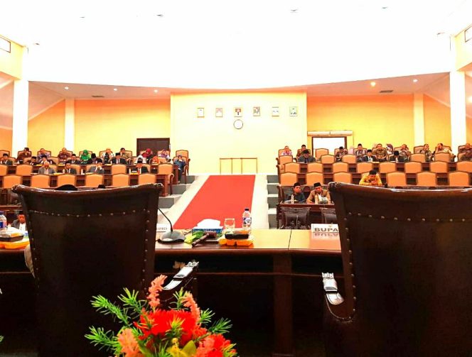 
Konsolidasi, DPRD Sampang Gelar Rapat Internal