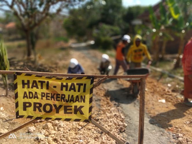 
Bupati Sampang Kantongi Raport Kontraktor Nakal