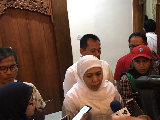 
Pasca OTT KPK, Khofifah Kumpulkan Kepala Daerah Se- Jatim Besok Kamis