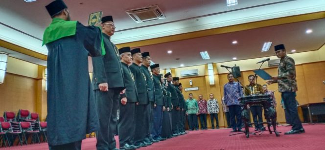 
Bupati Bangkalan Mutasi Pejabat, Ada Nama Sekretaris DPRD