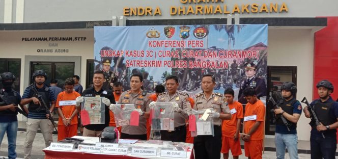 
Ungkap Lima Kasus, Polres Bangkalan Tangkap 10 Pelaku 3C