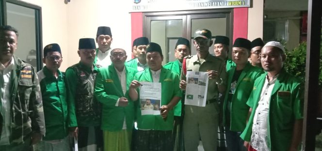 
Banser dan GP Ansor Bangkalan Laporkan Akun Facebook Mustofa Maksum