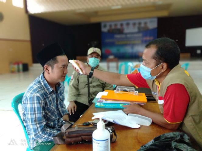 
Anggota DPRD Sampang Diminta Turun ke Dapil Sosialisasi Bahaya Corona