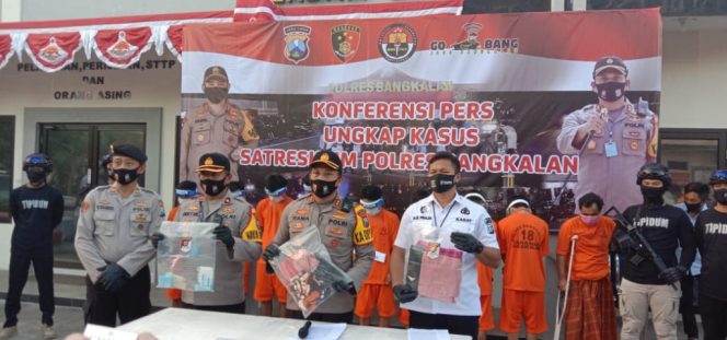 
Dua dari Delapan Tersangka Kasus Pemerkosaan Bergilir di Kokop Masih Dibawah Umur