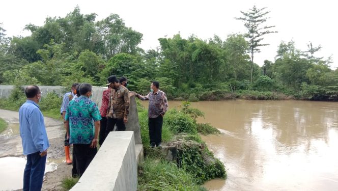
Ditinjau DPRD Provinsi, Sungai Blega Akan Dinormalisasi Tahun Depan
