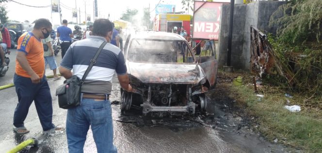
Kronologi Mobil Terbakar di Tangkel Bangkalan