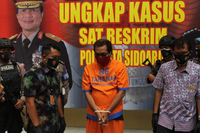 
Polresta Sidoarjo Tangkap Calo Rekrutmen CPNS