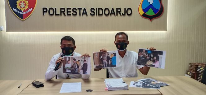 
Polresta Sidoarjo Limpahkan Kasus Guntual dan Istrinya ke Kejari