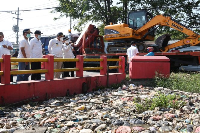 
Sampah Sungai Jadi Masalah Serius di Sidoarjo