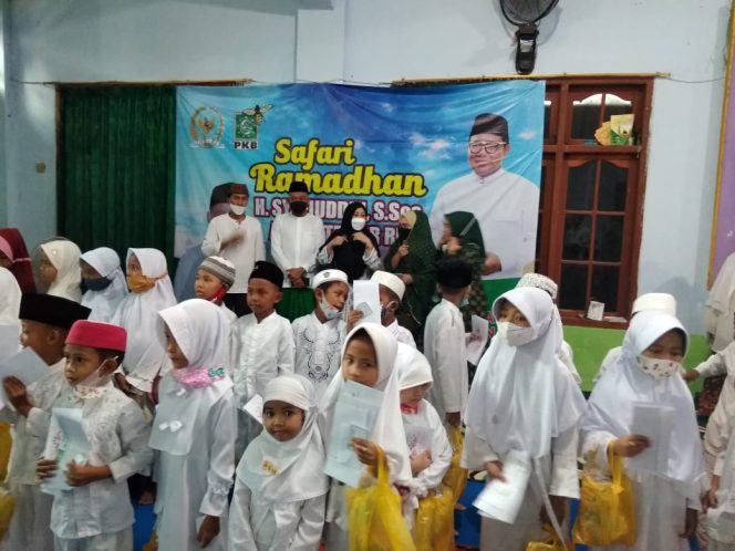 
Kolaborasi Dengan Muslimat NU, PKB Bangkalan Santuni 100 Anak Yatim
