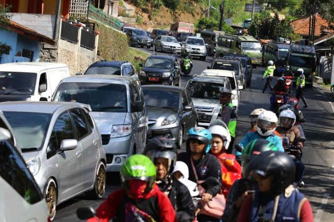 
Pasca Lebaran, 71 Ribu Lebih Kendaraan Tinggalkan Surabaya