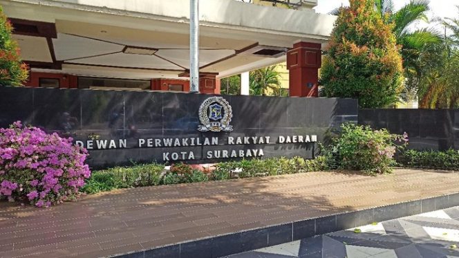 
Empat dari Sembilan Anggota DPRD Kota Surabaya Terpapar Covid-19 Sembuh