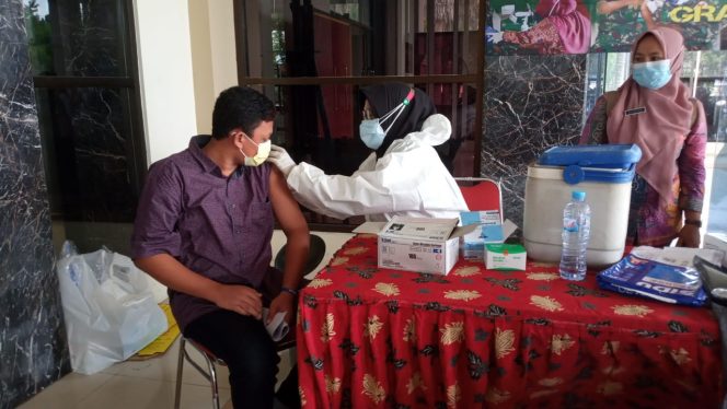 
Masyarakat Antusias, Stok Vaksin di Bangkalan Malah Habis