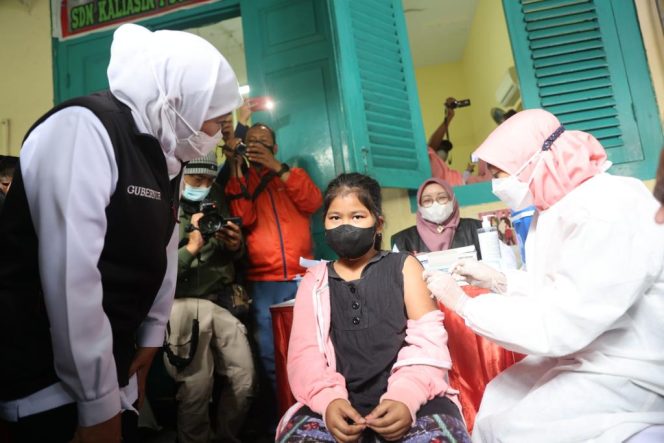 
Vaksinasi 227 Ribu Anak  Tahap Pertama di Surabaya Ditarget Tuntas Dua Pekan