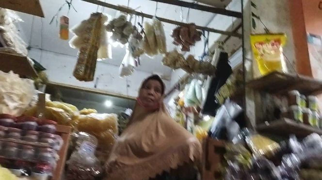 
Minyak Goreng Subsidi Hanya Berlaku di Pasar Modern, Begini Penjelasan Kadisdag Bangkalan