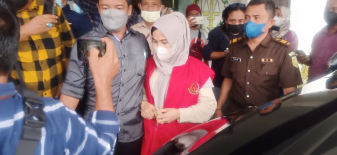 
Sempat Mangkir, Kades Suko Ditahan atas Dugaan Pungli PTSL