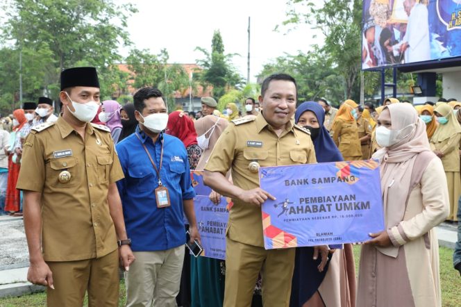 
3 Tahun Memimpin, Bupati Sampang Launching Program Sahabat UMKM