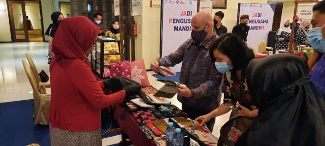 
Program USAID JAPRI Bantu Masyarakat  Kembangkan Usaha Mandiri