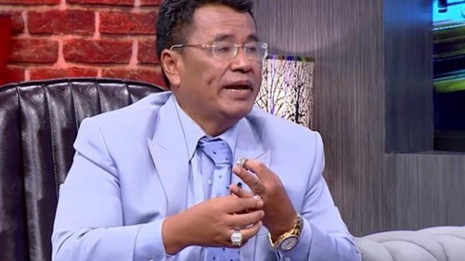 
Tak Setuju, Hotman Paris Tantang Menaker Debat Terbuka Soal JHT 56 Tahun