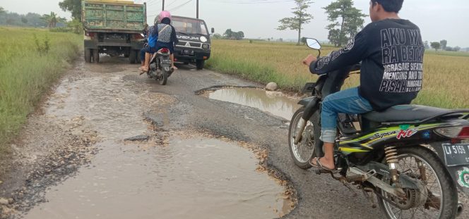
Perbaikan Jalan di Kabupaten Bangkalan Masih Masuk Tahap Perencanaan