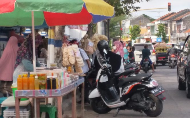 
Dewan Minta Pemkab Sampang Awasi Makanan Saat Ramadhan