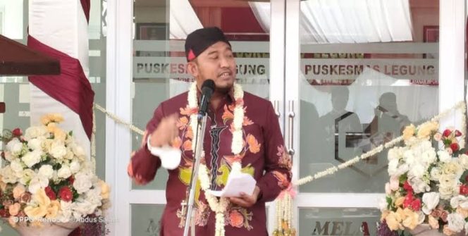 
Untuk Kurangi Angka Kemiskinan, Bupati Sumenep Minta Pelaku Usaha Utamakan Pekerja Lokal